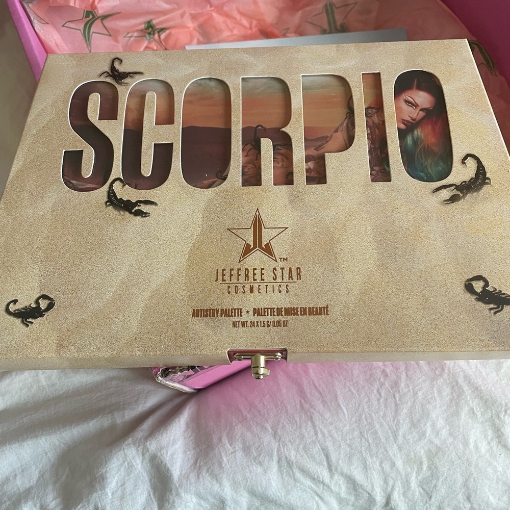 JEFFREE STAR COSMETICS
Scorpio Eyeshadow Palette